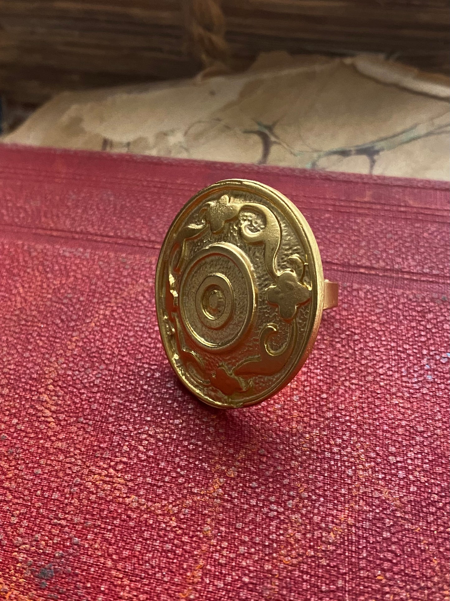 Anillo chapado en oro